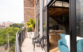 Royal Living Poblado